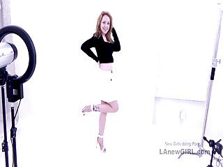 Blondine beim Casting gefickt Blondine beim Casting gefickt